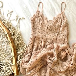 Lace midi dress